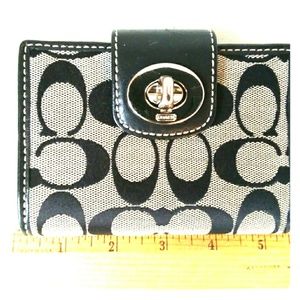 Coach wallet